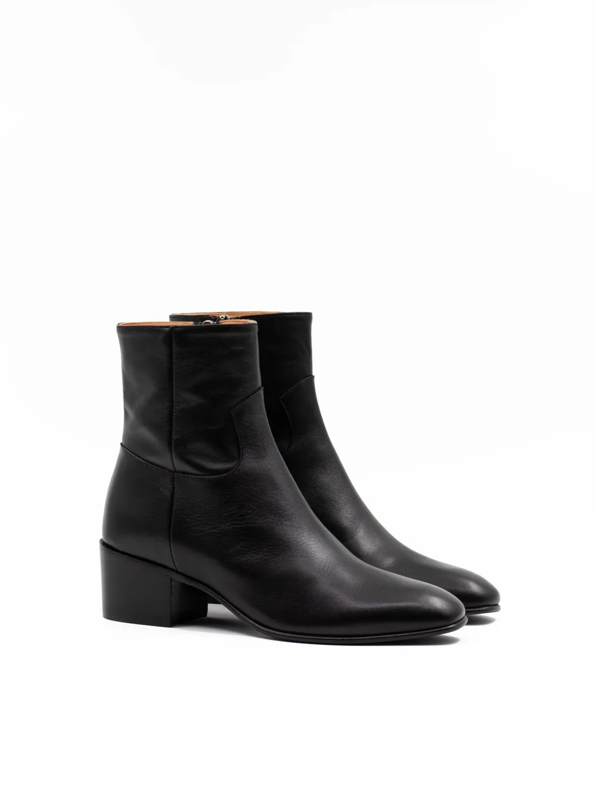 Lyn Ankle Boots in Black Leather